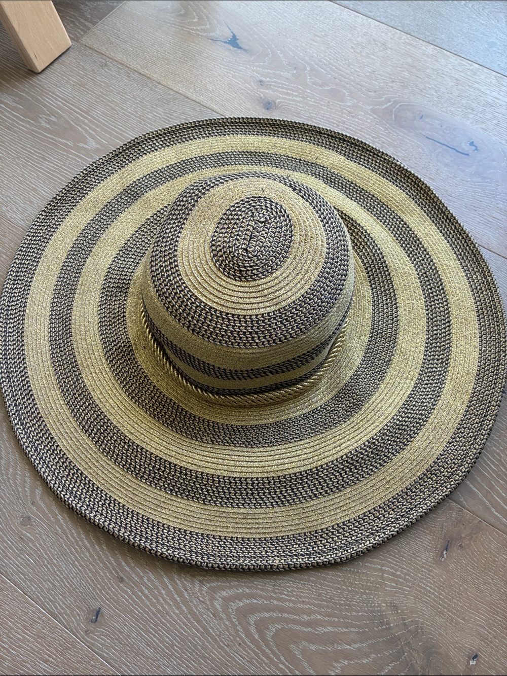 San Diego Hat Company Wide Brim Straw Hat in Yellow and Brown